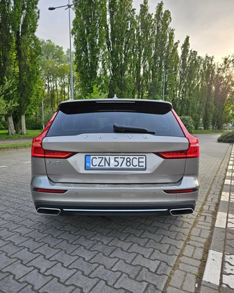 Volvo V60 cena 98500 przebieg: 164354, rok produkcji 2019 z Bydgoszcz małe 781